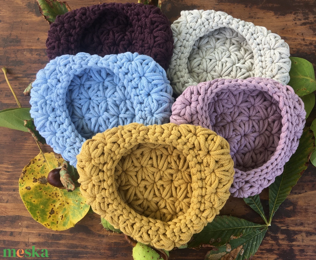 Kék szív alakú kosár - otthon & életmód - tárolás & rendszerezés - tárolókosár - Meska.hu