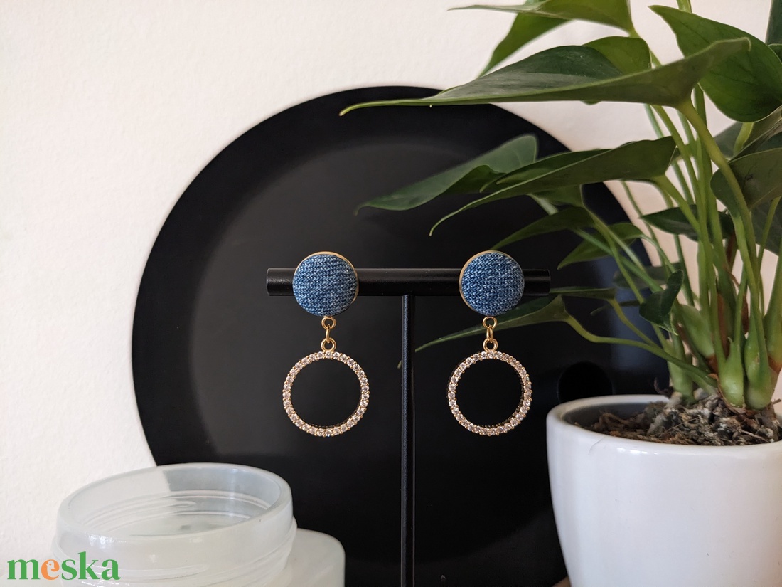Cirkonköves karikás kékfarmer bedugós fülbevaló - esküvő - ékszer - fülbevaló - Meska.hu