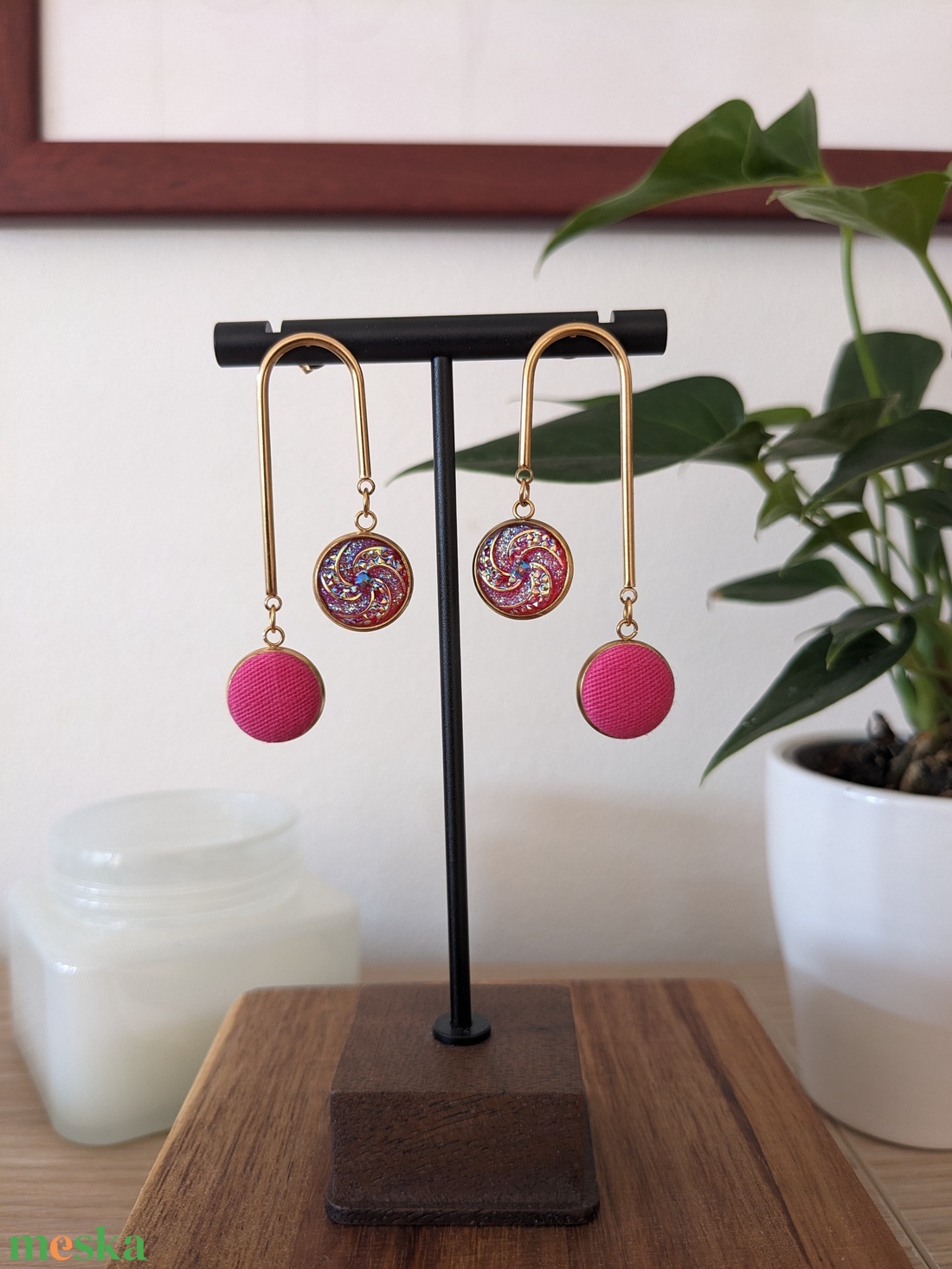 Pink fánkos bedugós fülbevaló - ékszer - fülbevaló - lógó fülbevaló - Meska.hu