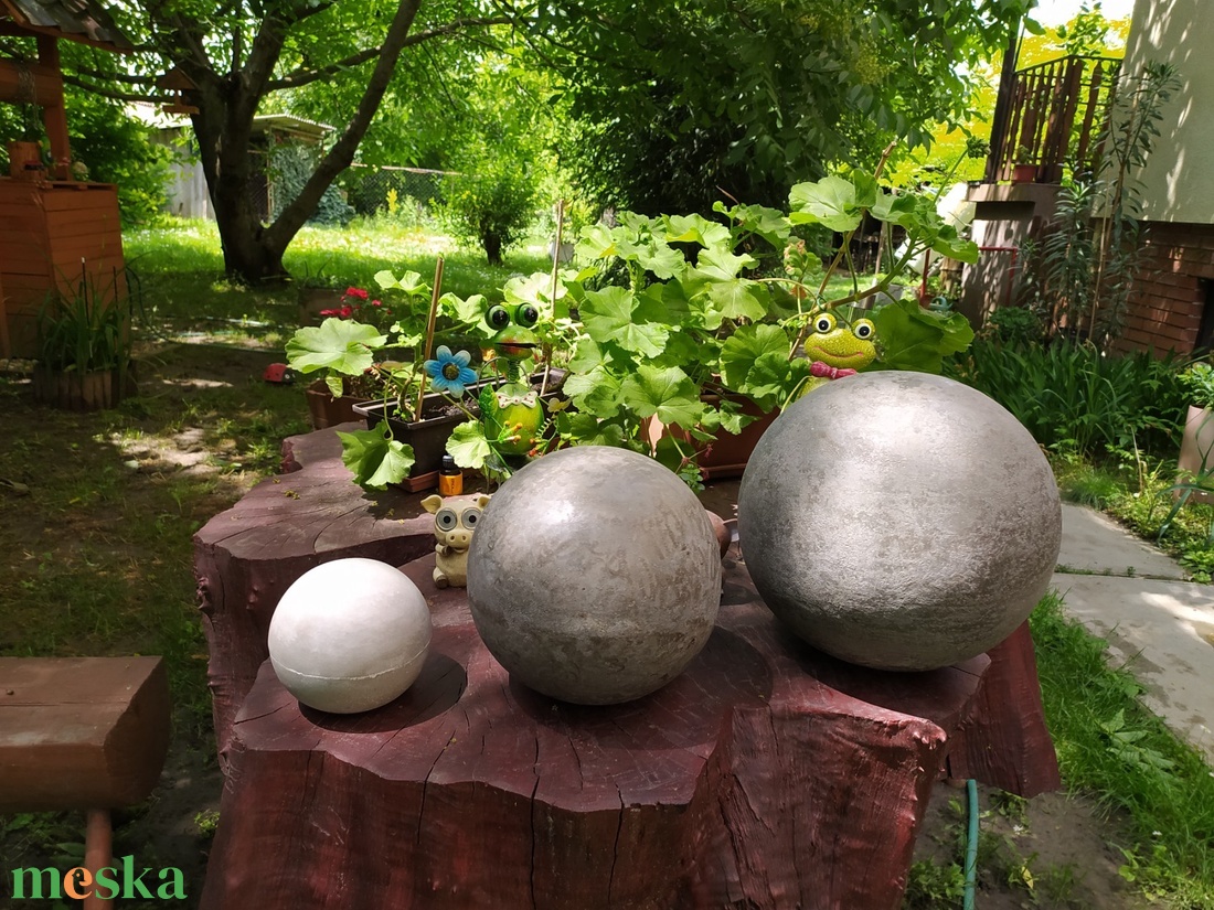 Kőgolyó, betongolyó, beton gömb, gömb, golyó - otthon & életmód - ház & kert - kerti dísz - Meska.hu Kőgolyó, betongolyó, beton gömb, gömb, golyó - otthon & életmód - ház & kert - kerti dísz - Meska.hu