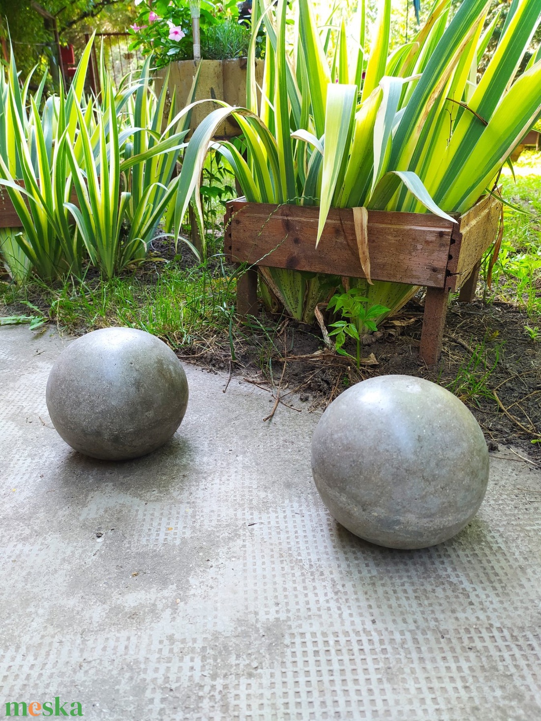 Kőgolyó, betongolyó, beton gömb, gömb, golyó 15cm - otthon & életmód - ház & kert - kerti dísz - Meska.hu Kőgolyó, betongolyó, beton gömb, gömb, golyó 15cm - otthon & életmód - ház & kert - kerti dísz - Meska.hu