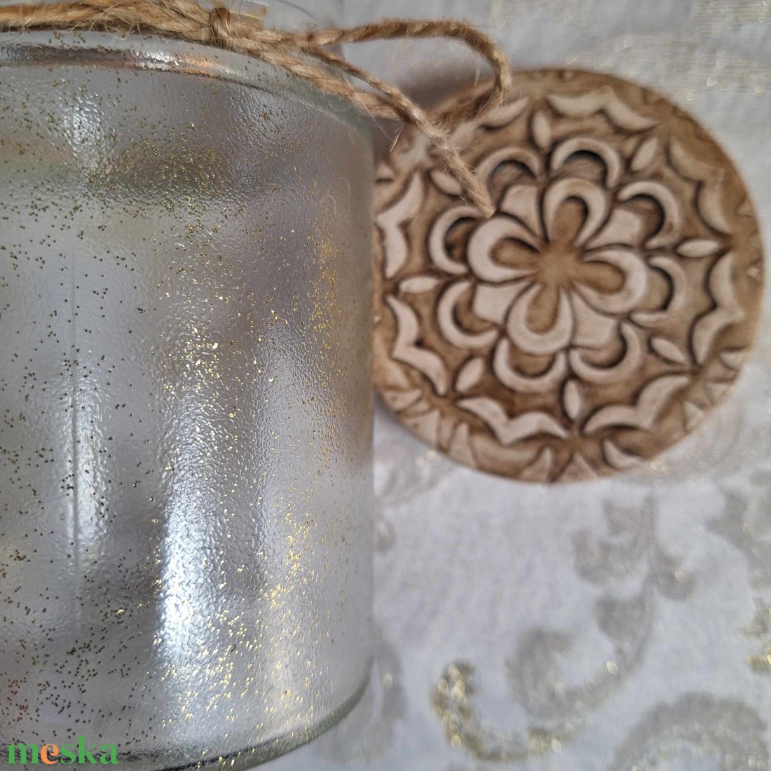 Kis üveg díszes tetővel (Mandala arany csillámos) - otthon & életmód - gyertya, illat, aroma - mécses és mécsestartó - Meska.hu Kis üveg díszes tetővel (Mandala arany csillámos) - otthon & életmód - gyertya, illat, aroma - mécses és mécsestartó - Meska.hu