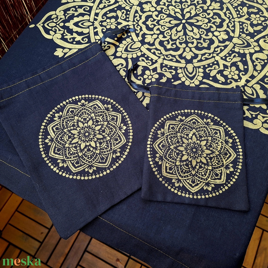 Mandala terítő 2db tasakkal - otthon & életmód - dekoráció - spiritualitás - mandala - Meska.hu Mandala terítő 2db tasakkal - otthon & életmód - dekoráció - spiritualitás - mandala - Meska.hu
