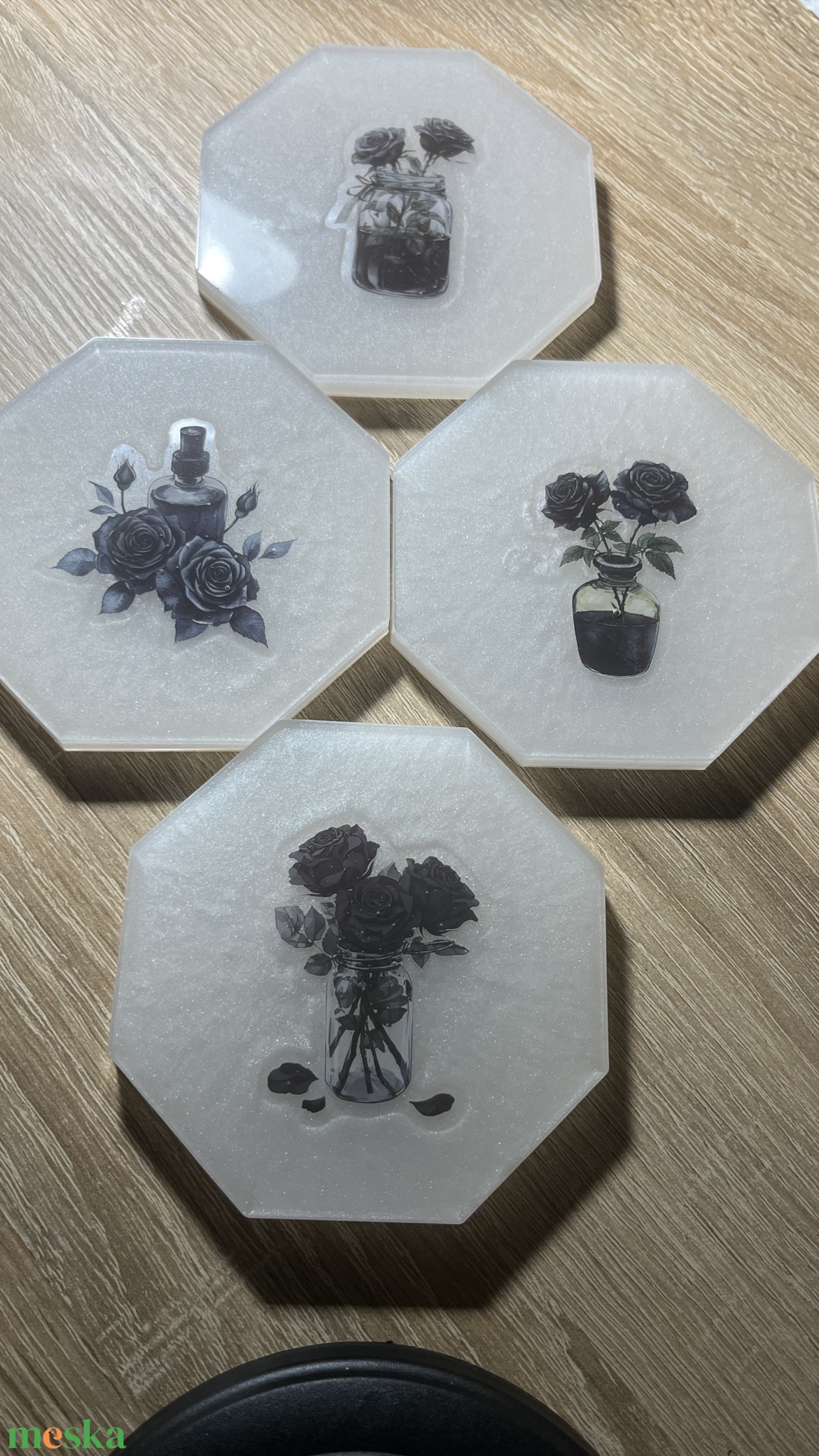 Epoxi poháralátét tartóval - otthon & életmód - konyhafelszerelés, tálalás - tálalás - tányér- és poháralátét - Meska.hu