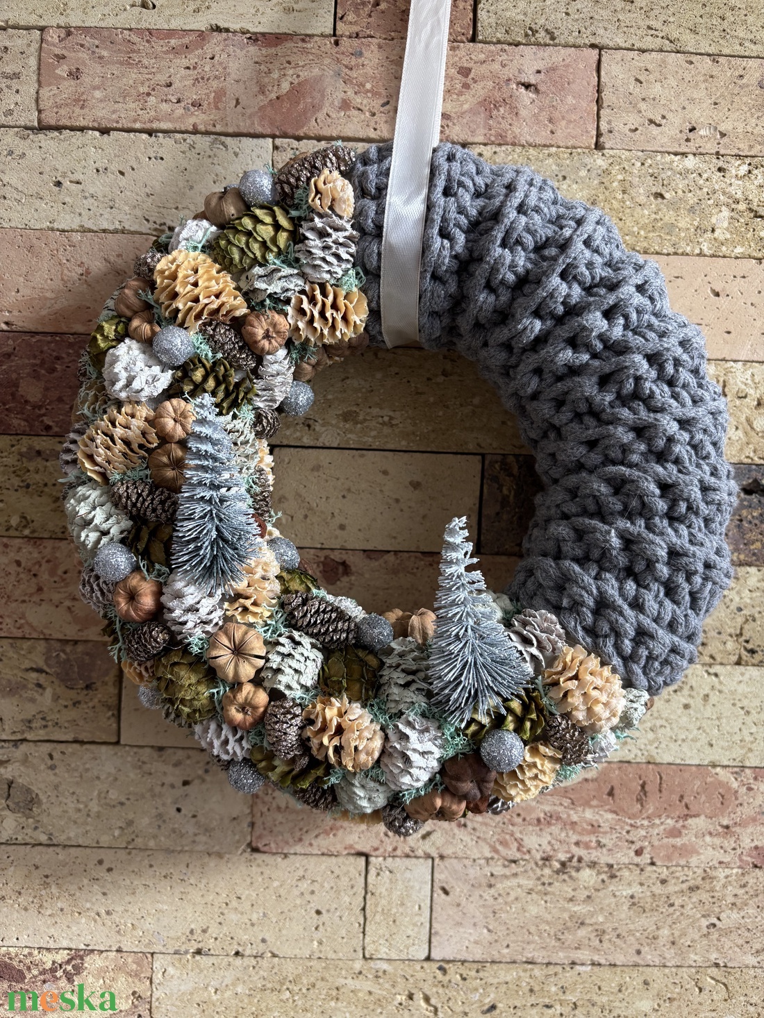 Horgolt téli kopogtató  - otthon & életmód - dekoráció - ajtó- és ablak dekoráció - ajtódísz & kopogtató - Meska.hu