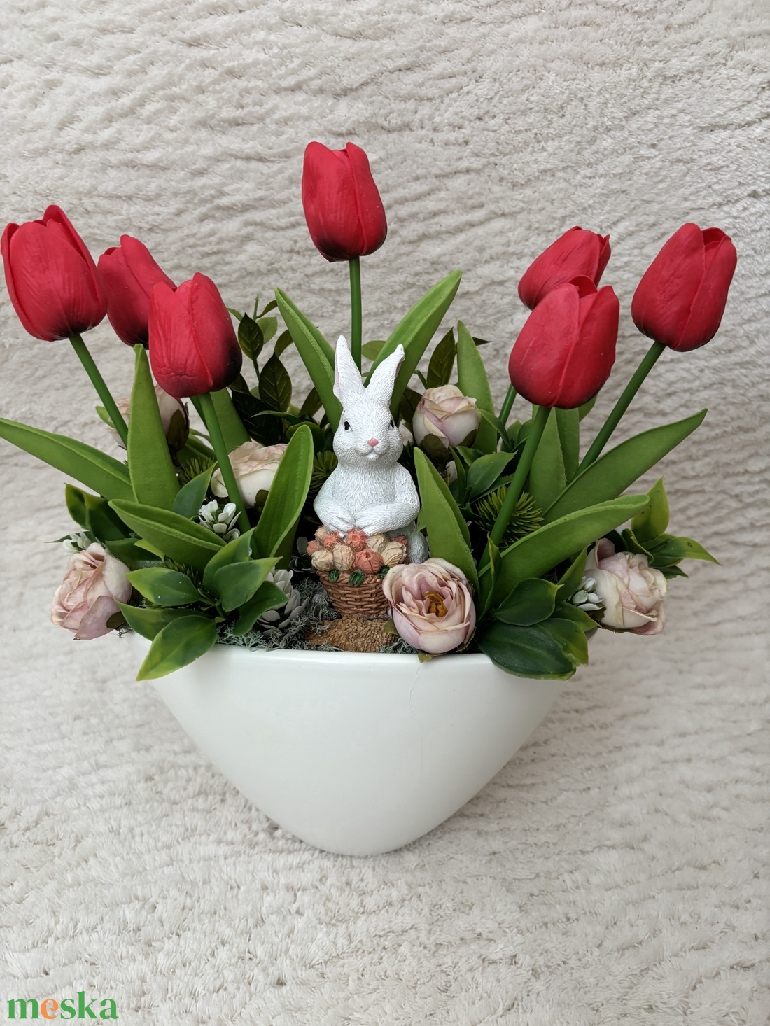 Tulipános tavaszi asztaldísz  - otthon & életmód - virágdekoráció - virágdíszek - virágdísz kaspóban - Meska.hu