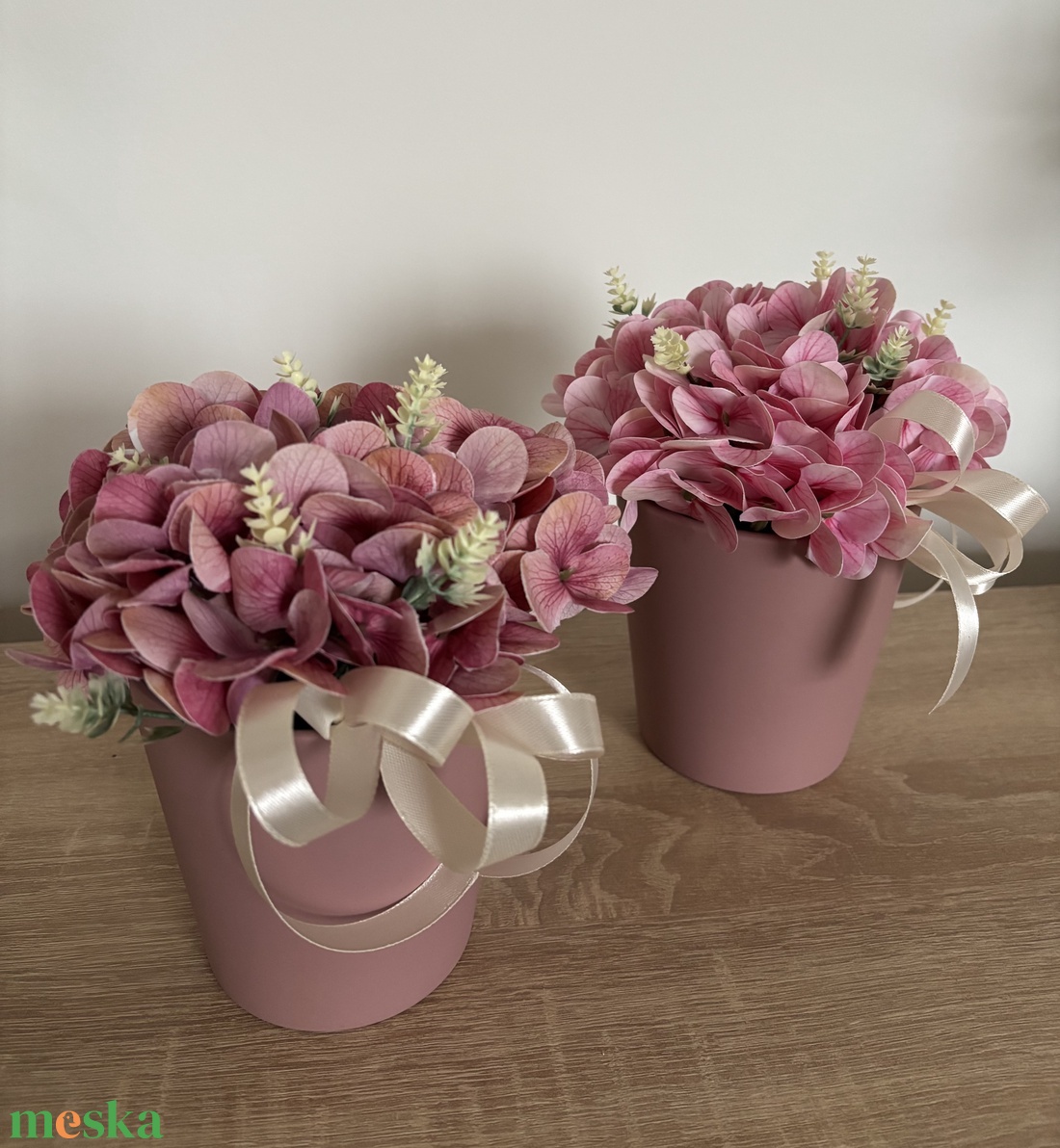 Lila hortenziás anyák napi asztaldísz - otthon & életmód - dekoráció - asztal és polc dekoráció - asztaldísz - Meska.hu