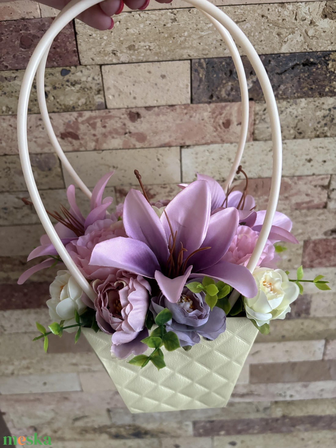 Virágtáska anyák napjára, ballagásra  - otthon & életmód - virágdekoráció - virágdíszek - asztali virágdísz - Meska.hu