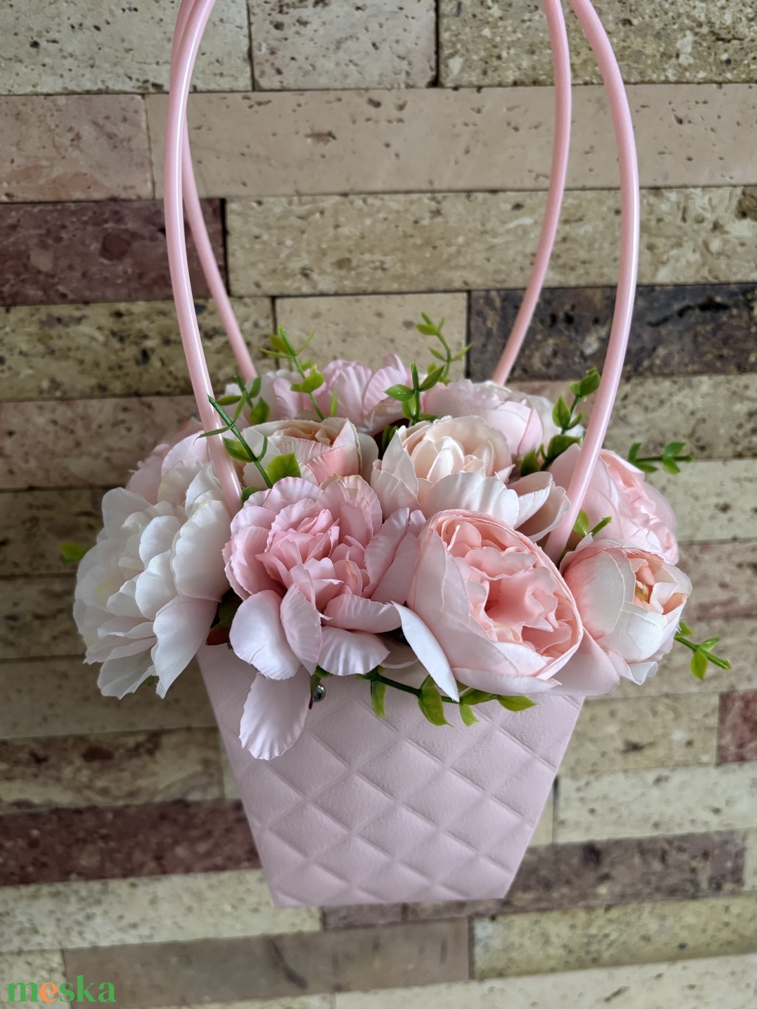 Barack árnyalatú ballagási táska  -  - Meska.hu