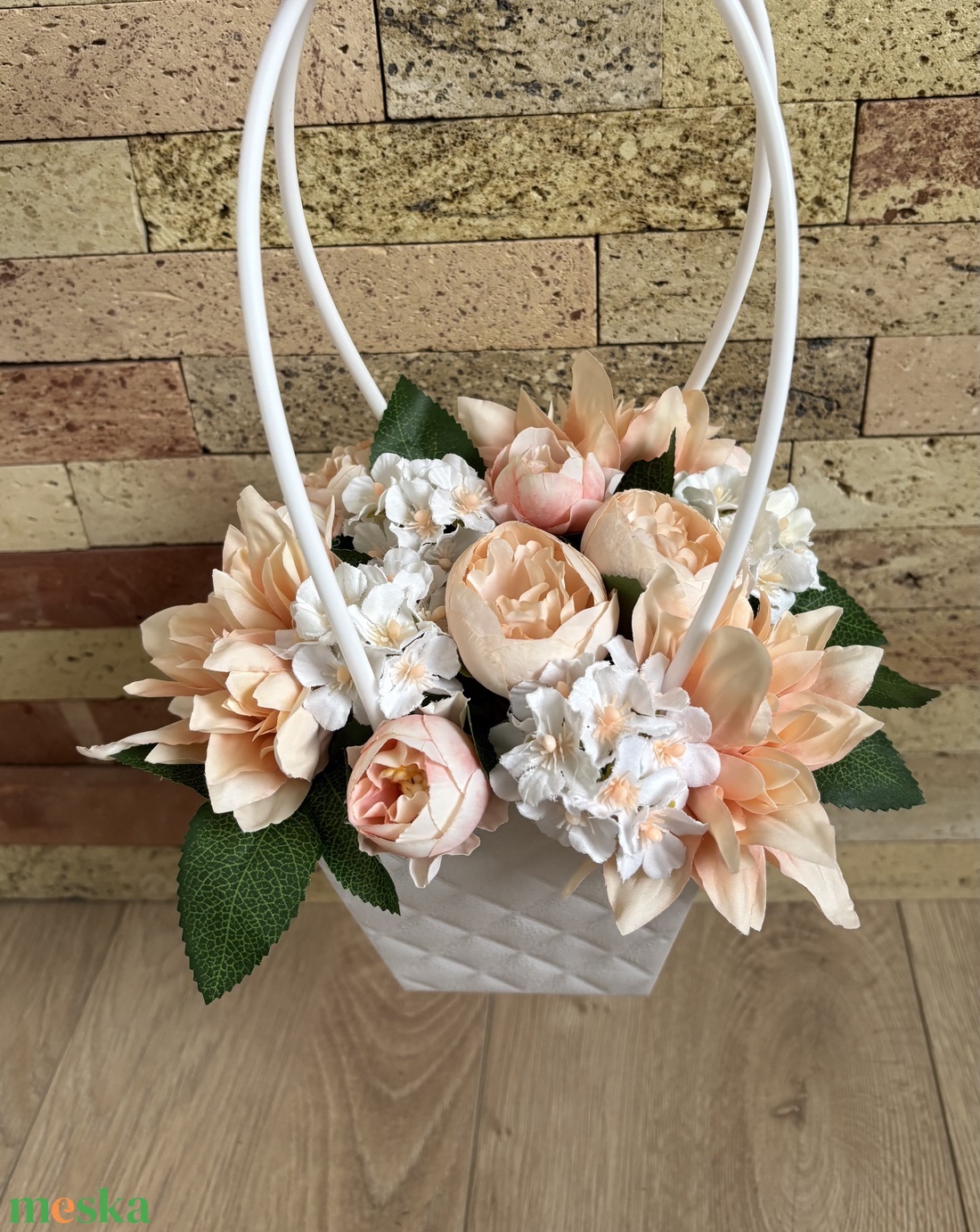 Ballagási virágtáska  - otthon & életmód - virágdekoráció - virágok - virágcsokor - Meska.hu