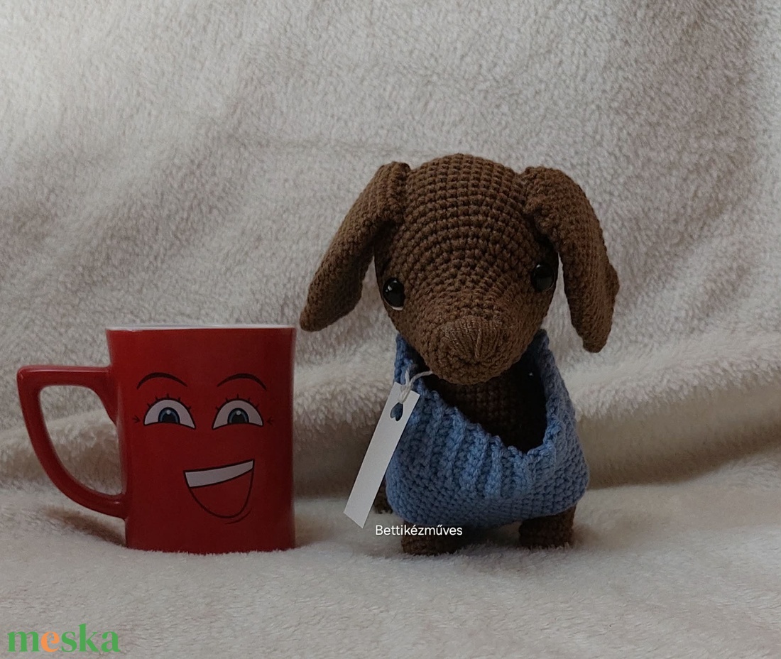 Horgolt tacsi � kézzel készült amigurumi kutya � egyedi ajándék - játék & sport - plüssállat & játékfigura - kutya - Meska.hu