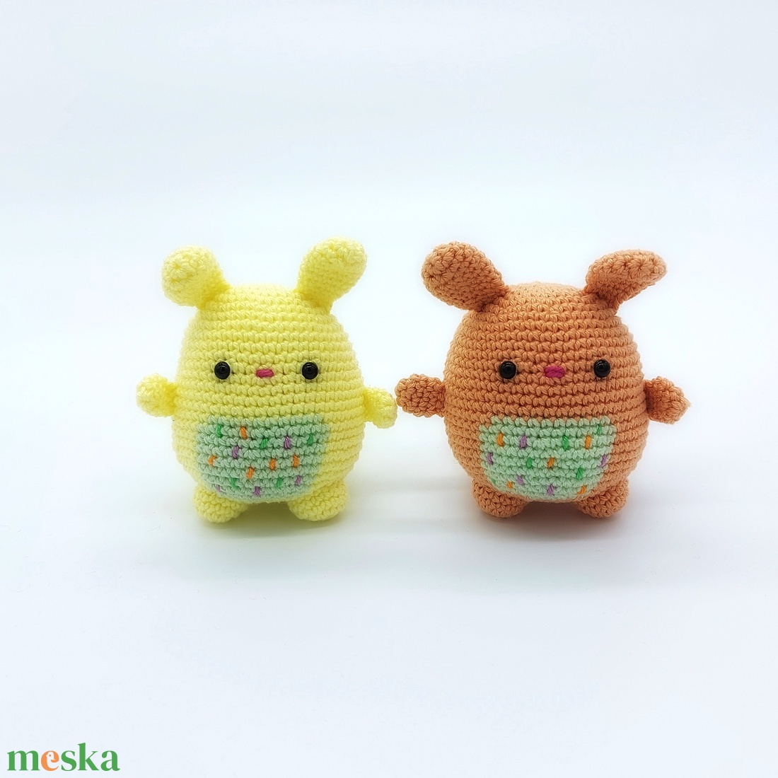 Dupla móka Amigurumi nyuszik (Mérleg horoszkóp figurák) - játék & sport - plüssállat & játékfigura - nyuszi - Meska.hu Dupla móka Amigurumi nyuszik (Mérleg horoszkóp figurák) - játék & sport - plüssállat & játékfigura - nyuszi - Meska.hu