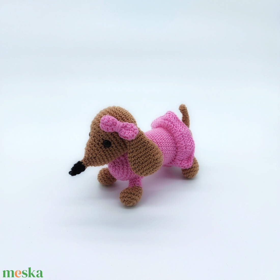 Tökéletes álom Amigurumi tacskó rózsaszín ruhában - játék & sport - plüssállat & játékfigura - kutya - Meska.hu Tökéletes álom Amigurumi tacskó rózsaszín ruhában - játék & sport - plüssállat & játékfigura - kutya - Meska.hu