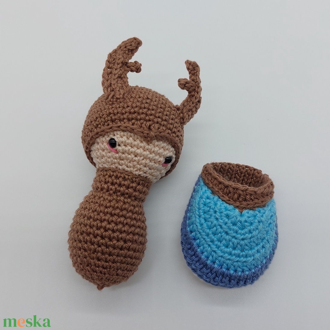 Átalakulás Amigurumi szarvasbogár - játék & sport - plüssállat & játékfigura - más figura - Meska.hu