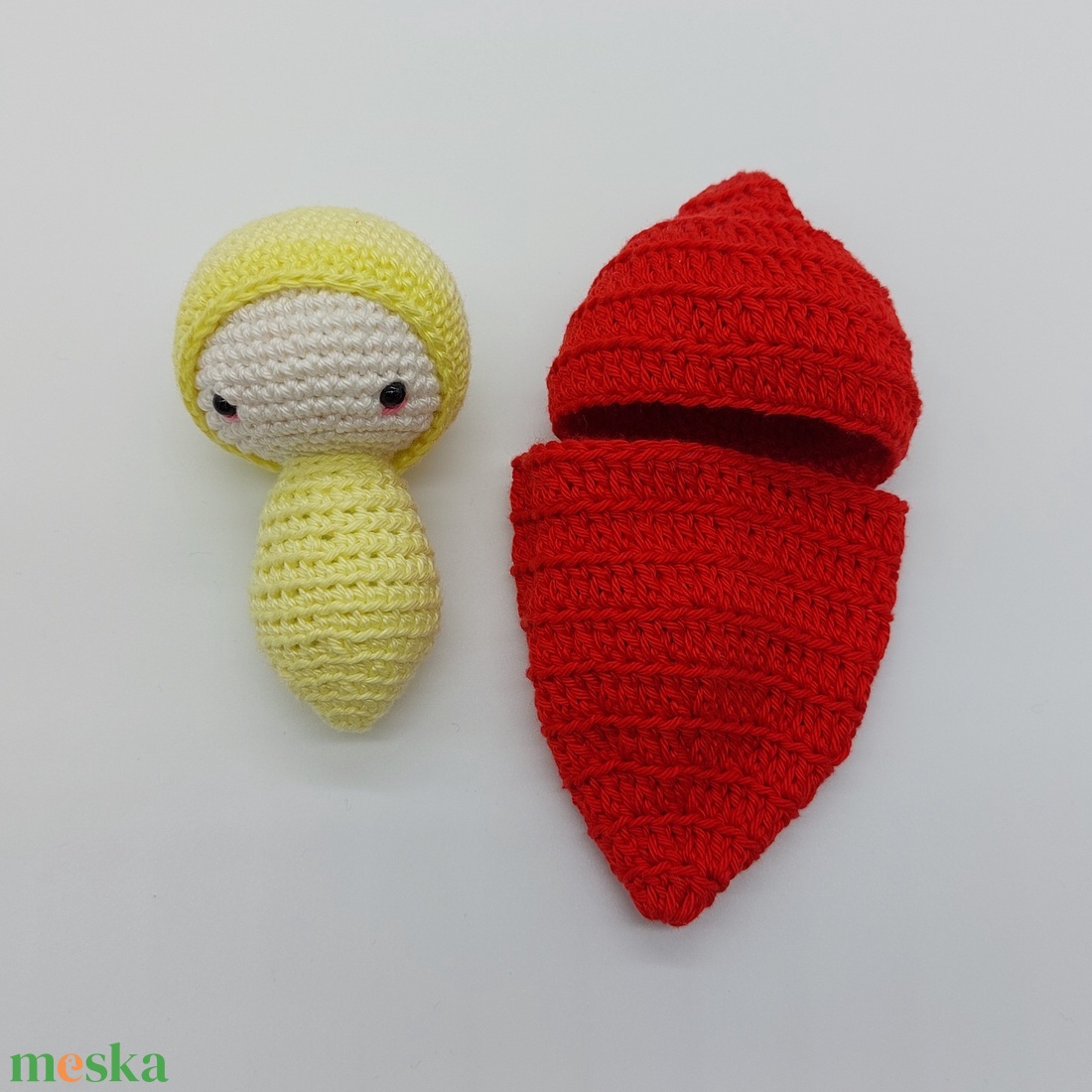 Aki bújt, aki nem Amigurumi légy lárva bábbal - játék & sport - plüssállat & játékfigura - más figura - Meska.hu Aki bújt, aki nem Amigurumi légy lárva bábbal - játék & sport - plüssállat & játékfigura - más figura - Meska.hu
