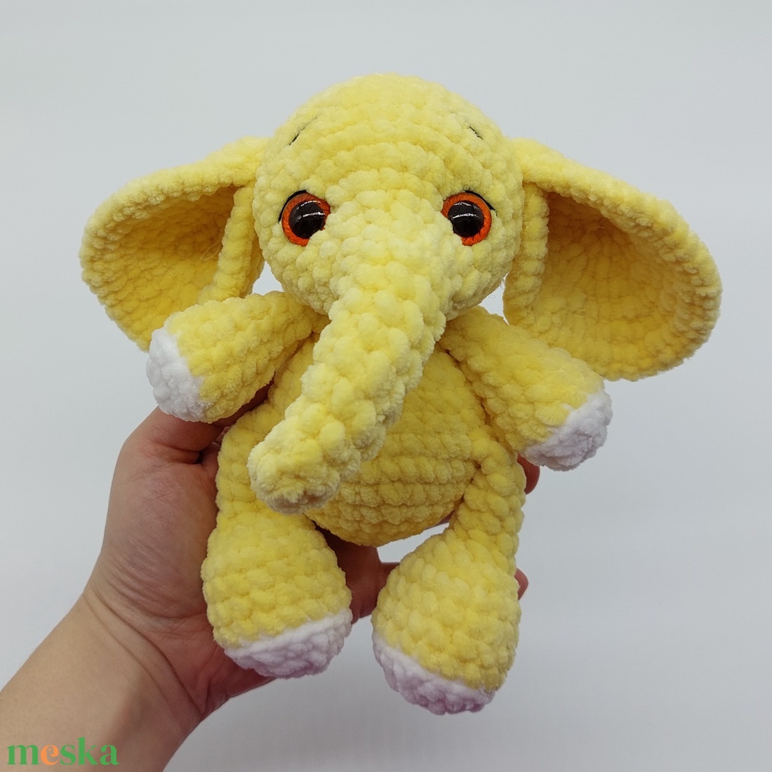 Pihe-puha amigurumi elefánt - játék & sport - plüssállat & játékfigura - elefánt - Meska.hu Pihe-puha amigurumi elefánt - játék & sport - plüssállat & játékfigura - elefánt - Meska.hu