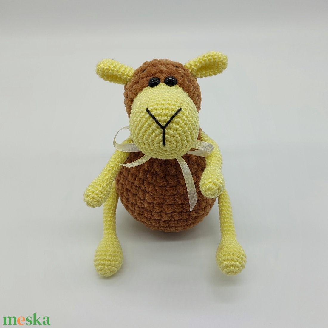 Pihe-puha amigurumi bárányka - játék & sport - plüssállat & játékfigura - plüss bárány - Meska.hu