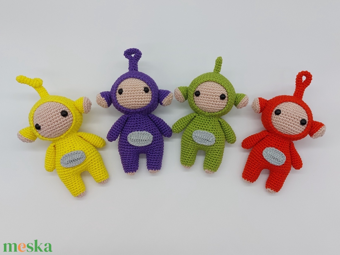 Zöld kis amigurumi figura - játék & sport - plüssállat & játékfigura - más figura - Meska.hu Zöld kis amigurumi figura - játék & sport - plüssállat & játékfigura - más figura - Meska.hu