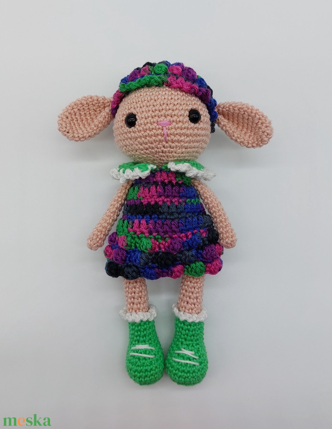 Amigurumi bárányka színes ruhában - játék & sport - plüssállat & játékfigura - plüss bárány - Meska.hu Amigurumi bárányka színes ruhában - játék & sport - plüssállat & játékfigura - plüss bárány - Meska.hu