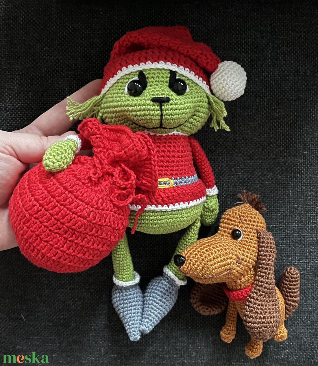 Grincs kutyussal - játék & sport - plüssállat & játékfigura - más figura - Meska.hu Grincs kutyussal - játék & sport - plüssállat & játékfigura - más figura - Meska.hu