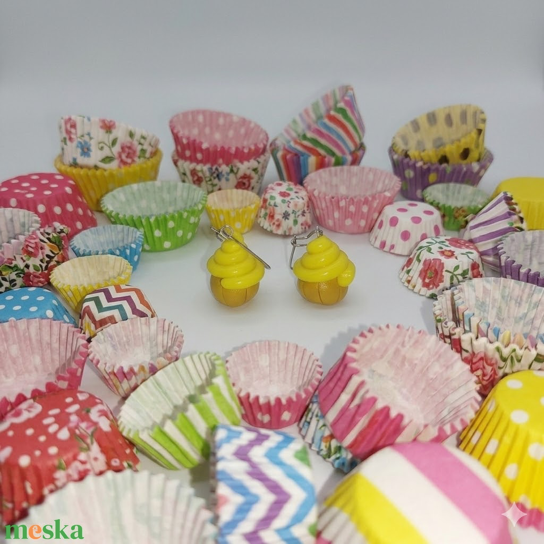 Muffin fülbevaló - ékszer - fülbevaló - lógó fülbevaló - Meska.hu