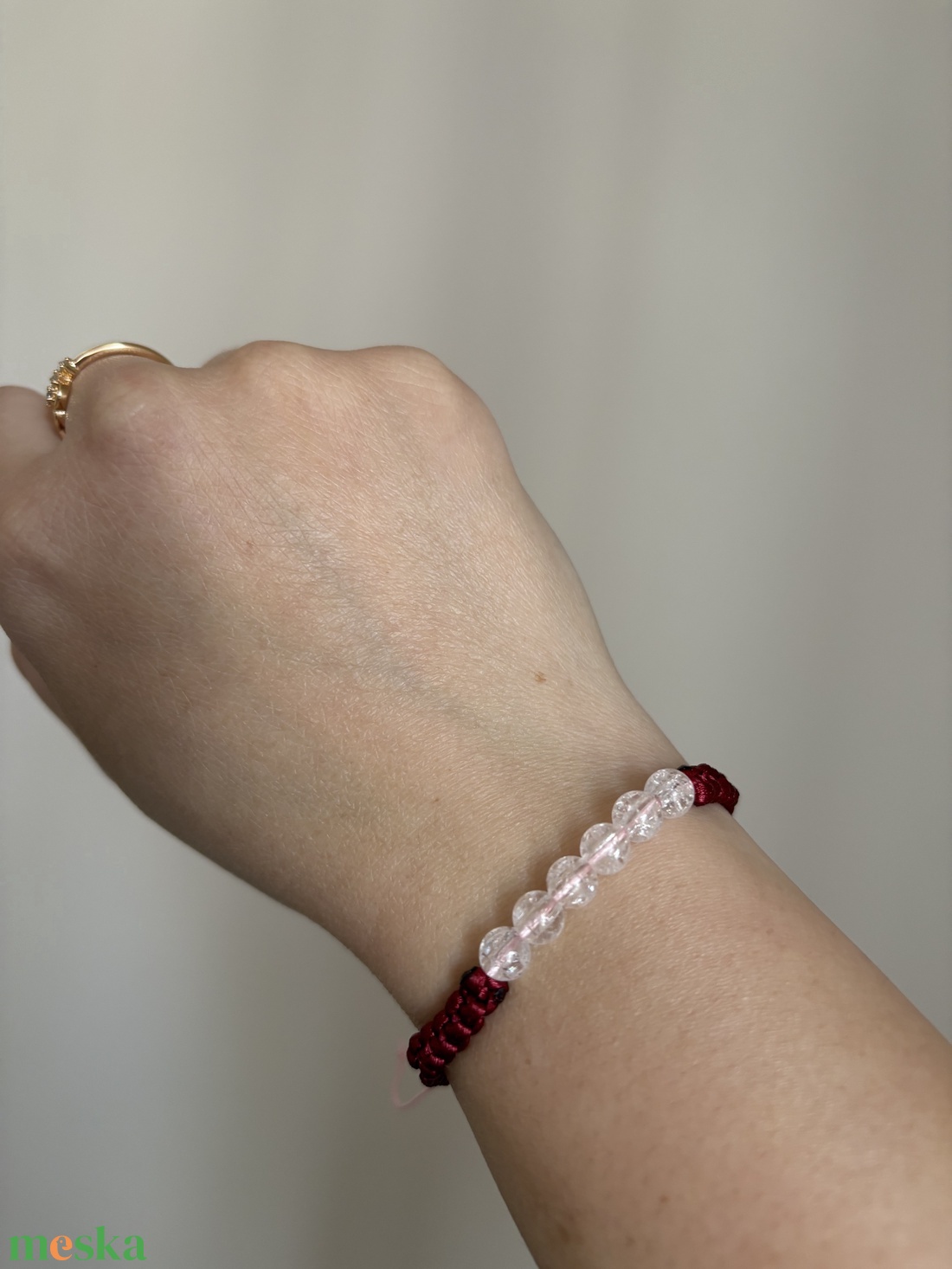 Gyöngyös makramé karkötő - ékszer - karkötő - fonott karkötő - Meska.hu