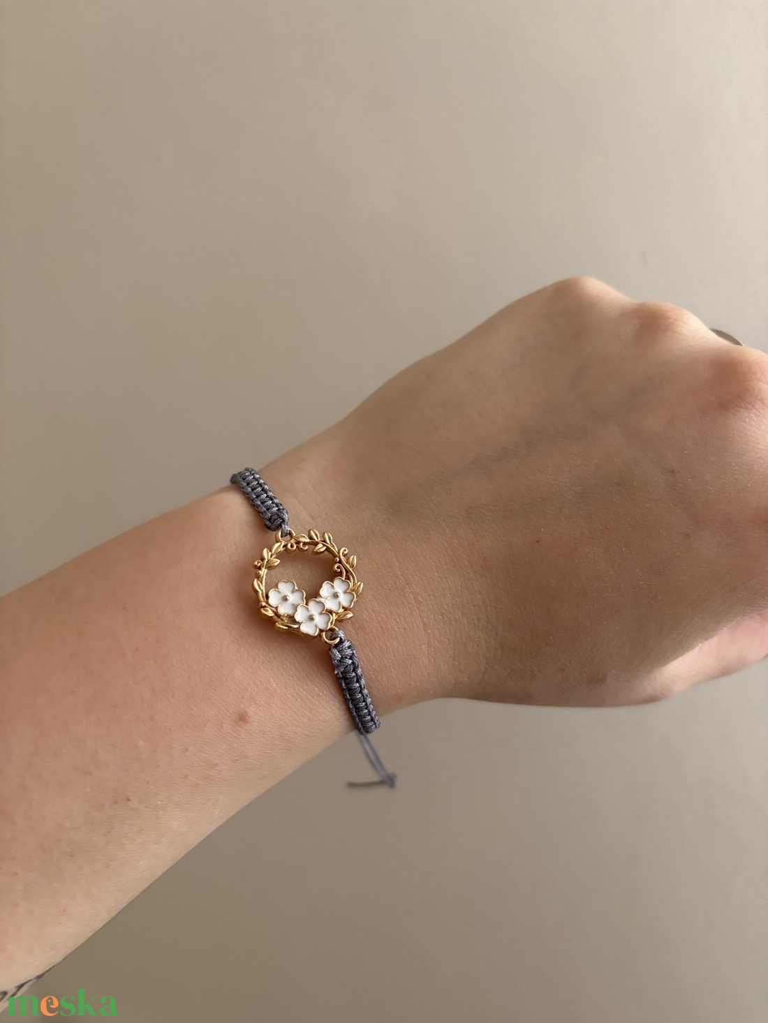 Kézzel készült makramé karkötő - ékszer - karkötő - fonott karkötő - Meska.hu