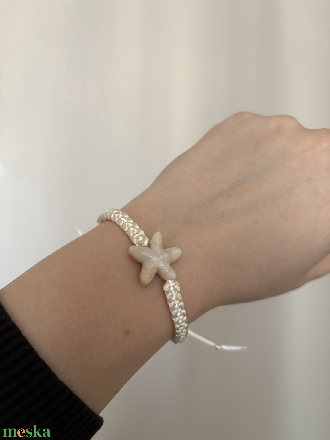 Tengeri csillagos makramé karkötő - ékszer - karkötő - fonott karkötő - Meska.hu