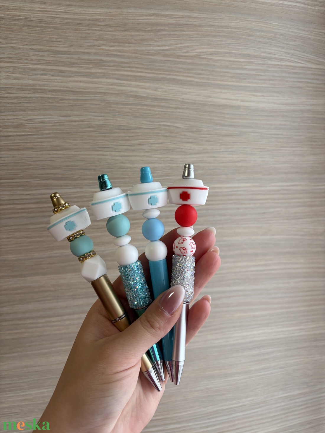 Nővér sapkás különleges toll - otthon & életmód - papír, írószer - ceruza & toll - Meska.hu