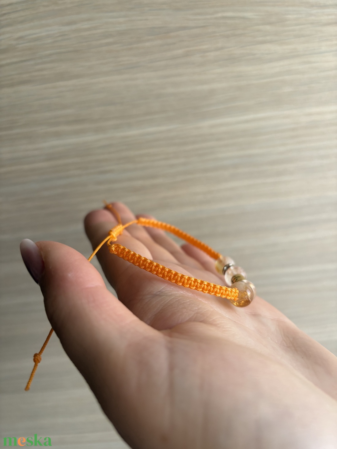 Makramé karkötő - kos medállal - ékszer - karkötő - fonott karkötő - Meska.hu