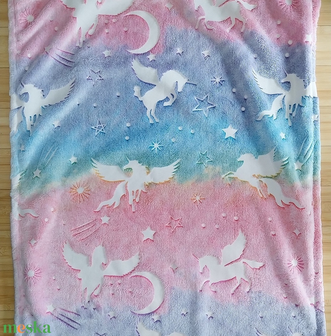 Baba takaró - otthon & életmód - babaszoba, gyerekszoba - babatakaró, gyerek pléd - Meska.hu Baba takaró - otthon & életmód - babaszoba, gyerekszoba - babatakaró, gyerek pléd - Meska.hu