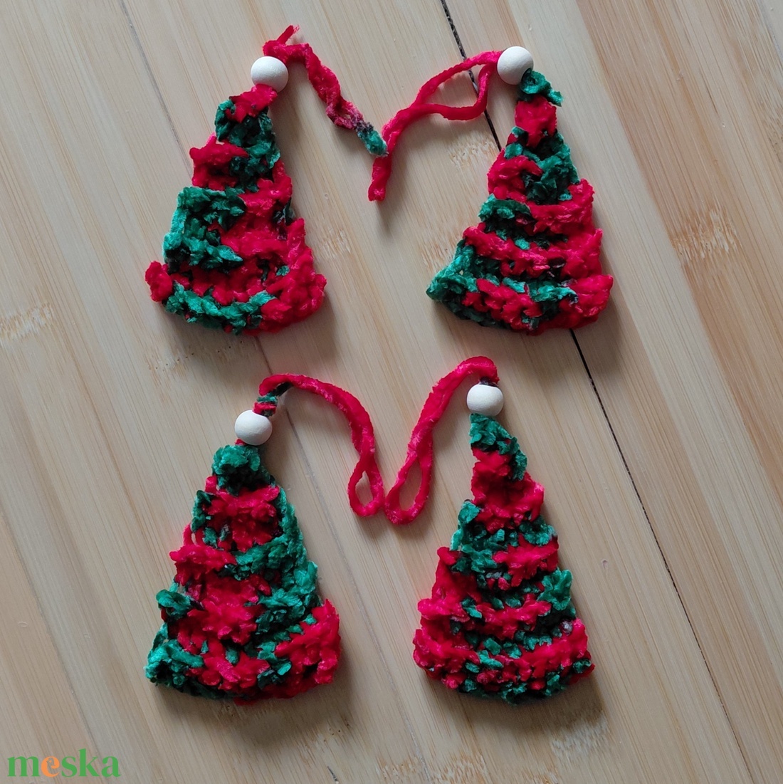 Horgolt fenyődísz - karácsony - karácsonyi lakásdekoráció - karácsonyfadíszek - Meska.hu