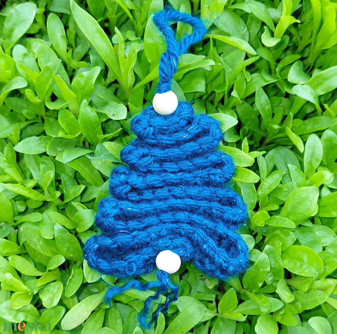 Horgolt fenyődísz - karácsony - karácsonyi lakásdekoráció - karácsonyfadíszek - Meska.hu