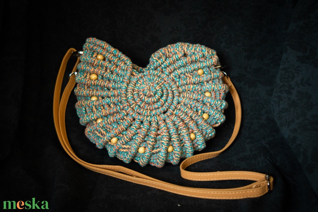 Csigaház Makramétáska - táska & tok - kézitáska & válltáska - vállon átvethető táska - Meska.hu Csigaház Makramétáska - táska & tok - kézitáska & válltáska - vállon átvethető táska - Meska.hu