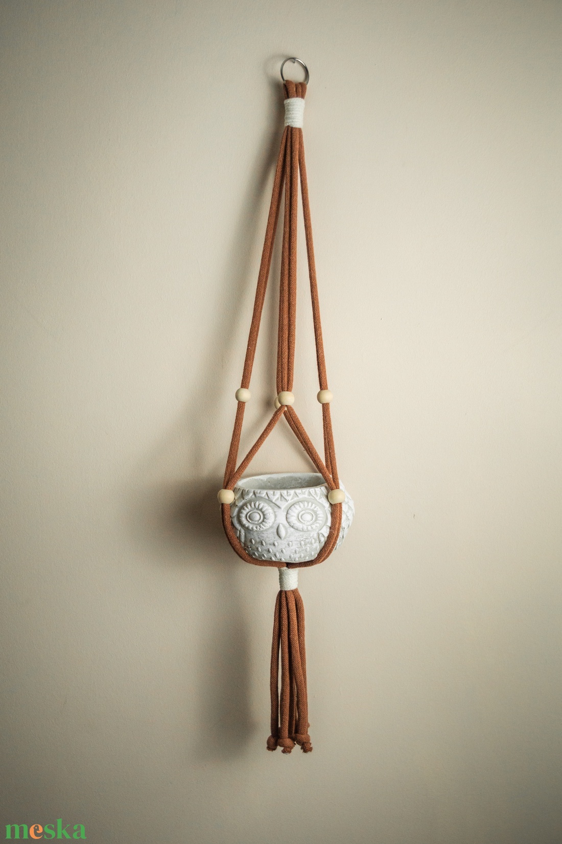 Makramé minimál virágtartó  - otthon & életmód - dekoráció - virágdísz és tartó - virágtartó - Meska.hu