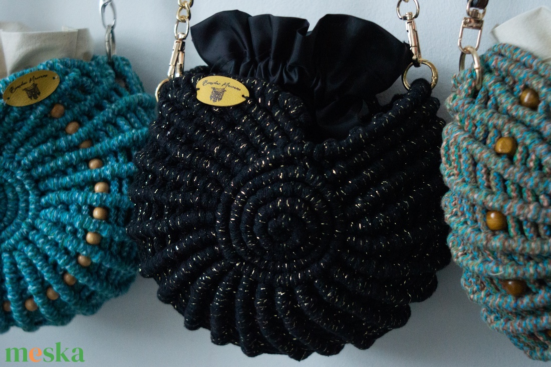 Alkalmi Makramé táska - táska & tok - kézitáska & válltáska - vállon átvethető táska - Meska.hu