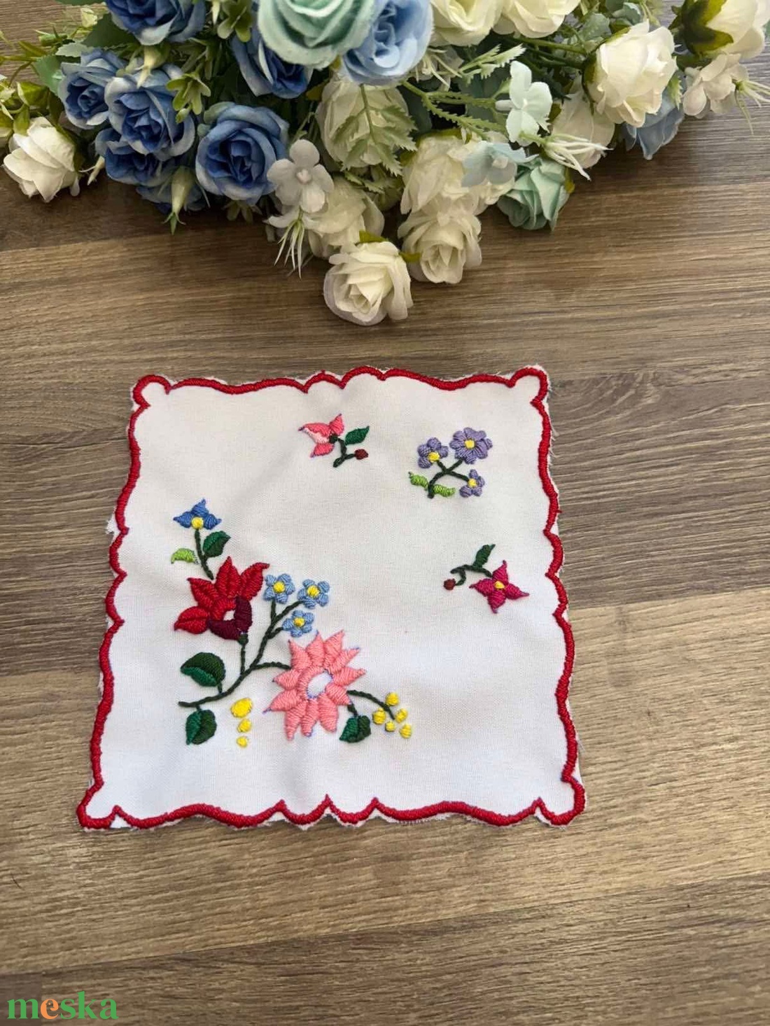 Kis terítő  - otthon & életmód - lakástextil - abrosz, terítő - díszterítő polcra, komódra - Meska.hu