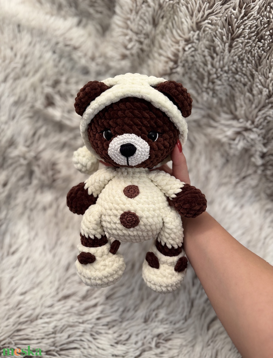 Horgolt Pizsamás maci plüss - a puha alvótárs - játék & sport - plüssállat & játékfigura - maci - Meska.hu