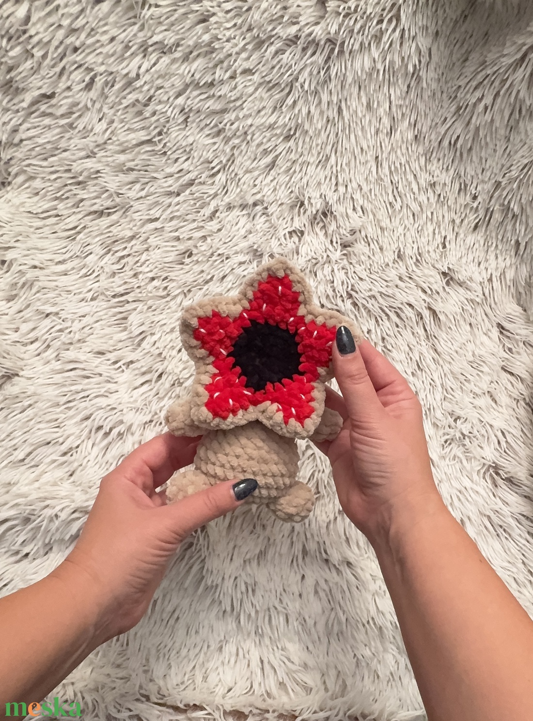 Horgolt baby demogorgon plüss - Stranger things figura - játék & sport - plüssállat & játékfigura - plüss mesefigurák - Meska.hu