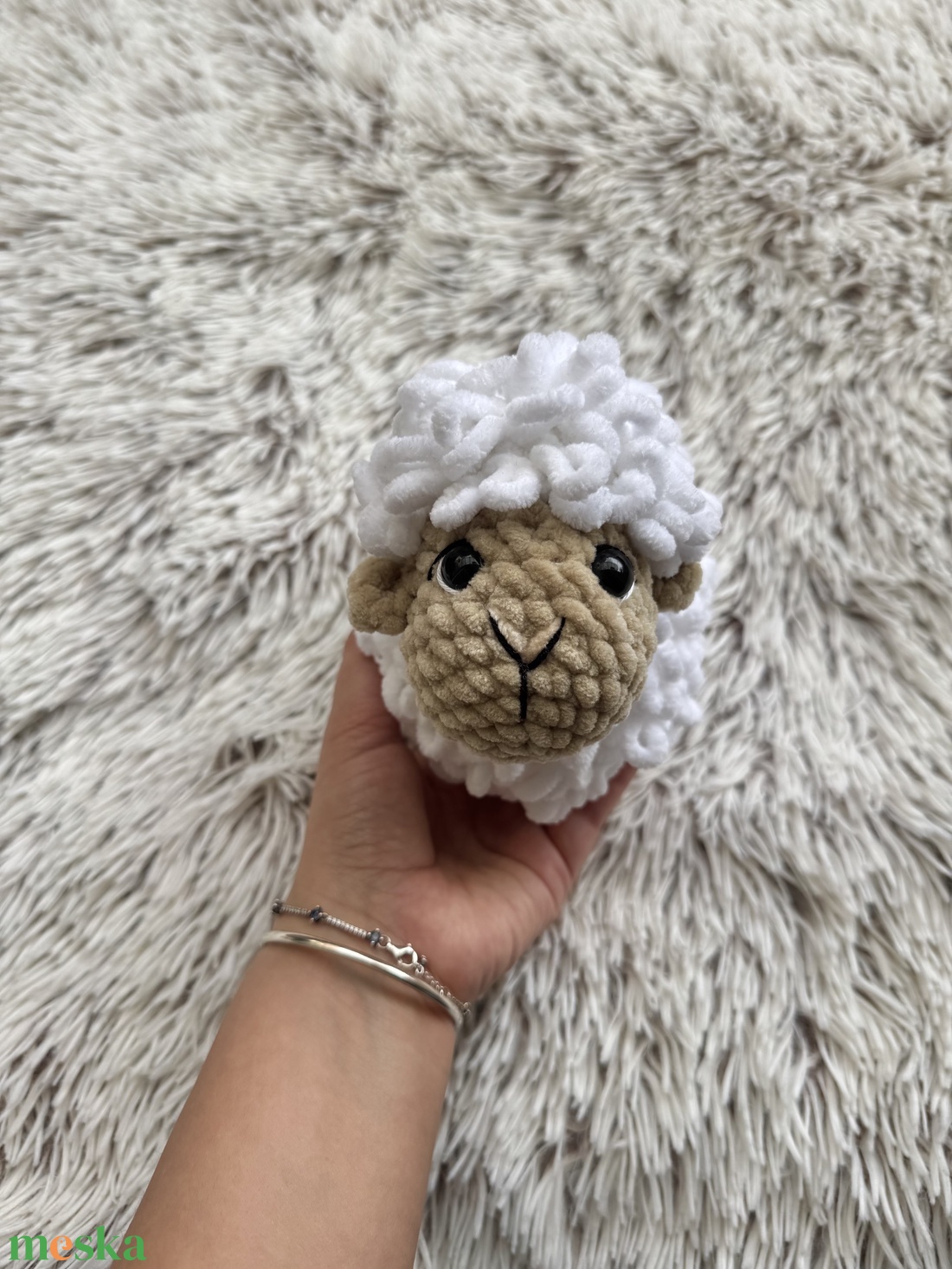 Horgolt kis bárány plüss - játék & sport - plüssállat & játékfigura - plüss bárány - Meska.hu