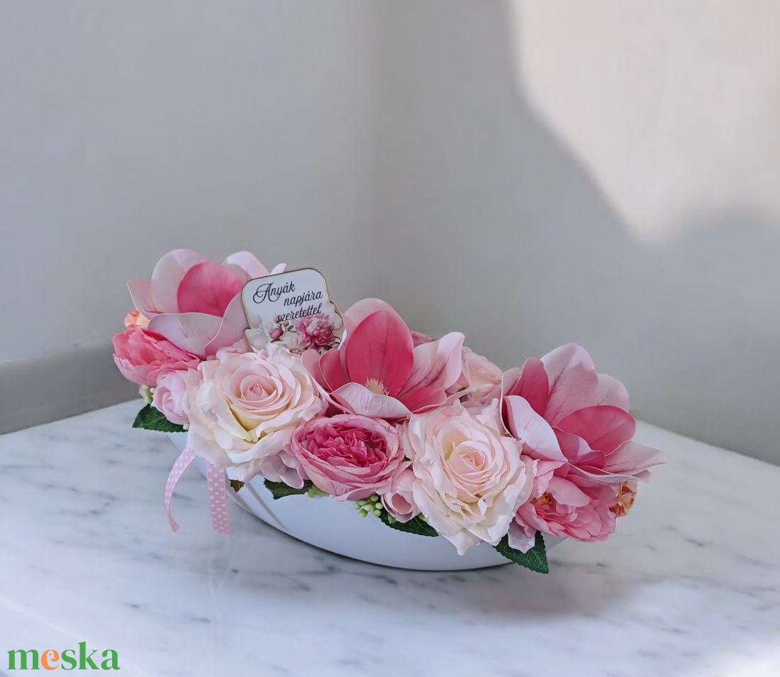 Magnóliák,rózsák csónak kaspóban - otthon & életmód - dekoráció - asztal és polc dekoráció - asztaldísz - Meska.hu