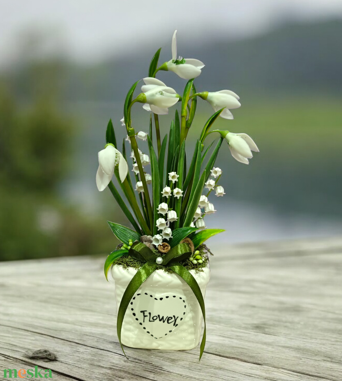 Hóvirágok kaspóban - otthon & életmód - virágdekoráció - virágdíszek - virágdísz kaspóban - Meska.hu