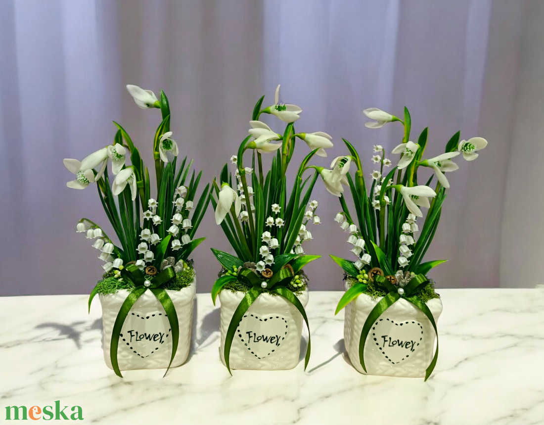 Hóvirágok kaspóban - otthon & életmód - virágdekoráció - virágdíszek - virágdísz kaspóban - Meska.hu