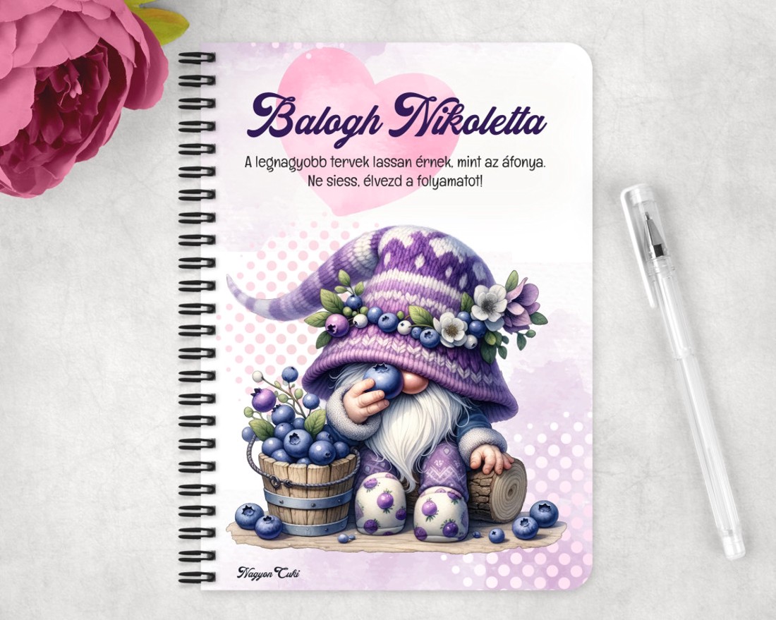 Személyre szabható - Cuki áfonyás manó mintás A6-os füzet - otthon & életmód - papír, írószer - jegyzetfüzet & napló - Meska.hu