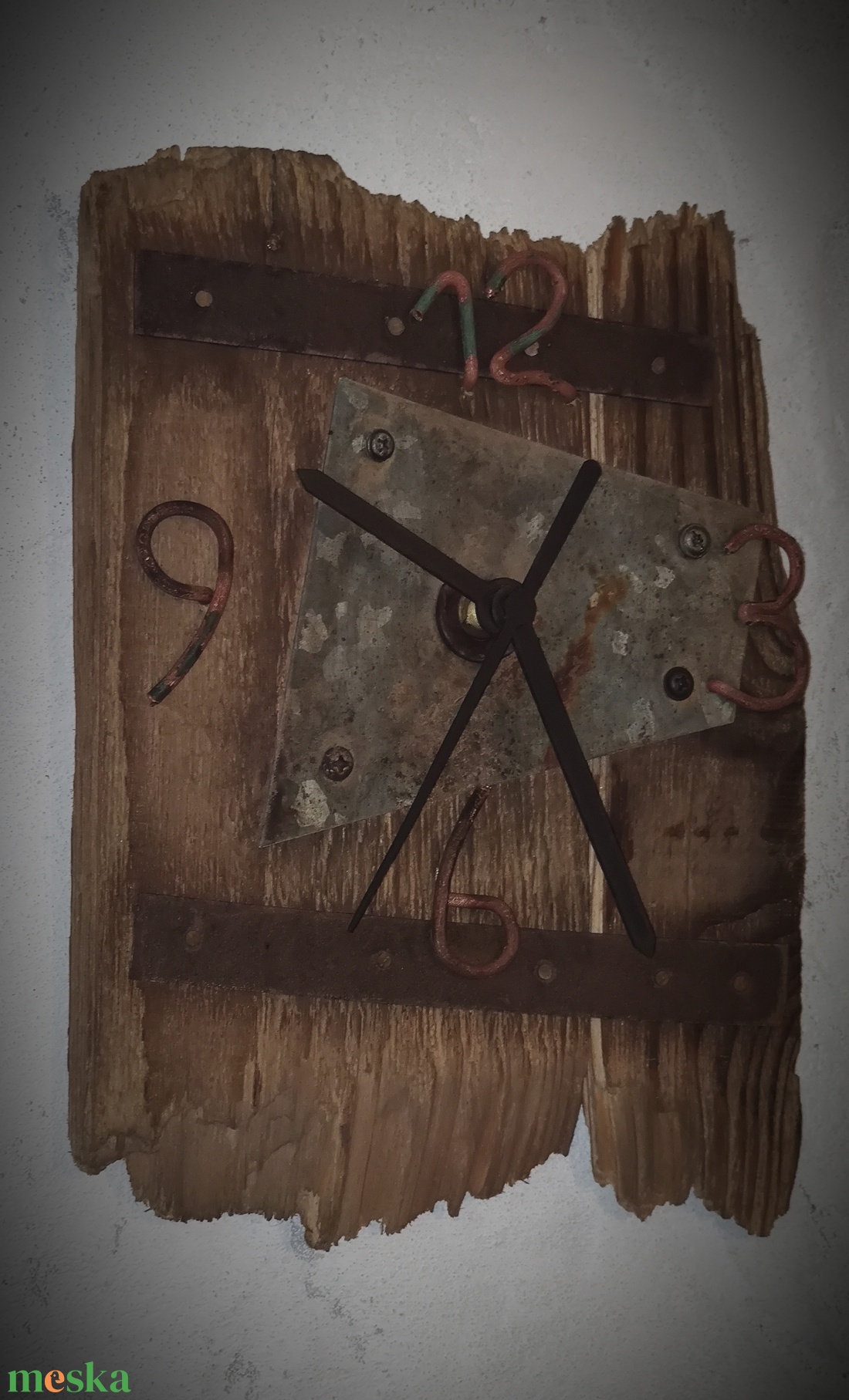 Rusztikus stílusú falióra - otthon & életmód - dekoráció - fali és függő dekoráció - falióra & óra - Meska.hu