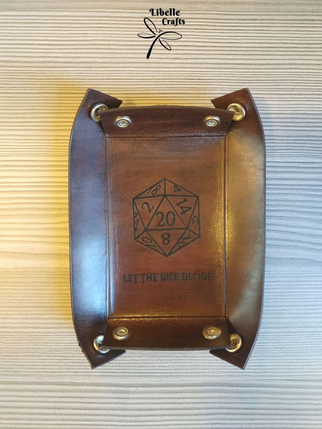 Let the dice decide! feliratú kockadobó tálca - játék & sport - táblajáték és kártyajáték - társasjátékok - dobókocka - Meska.hu