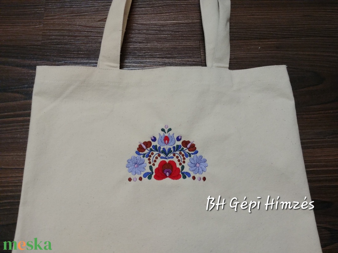 Vászontáska Népművészeti Matyó Design Gépi Hímzéssel - táska & tok - kézitáska & válltáska - kézitáska - Meska.hu