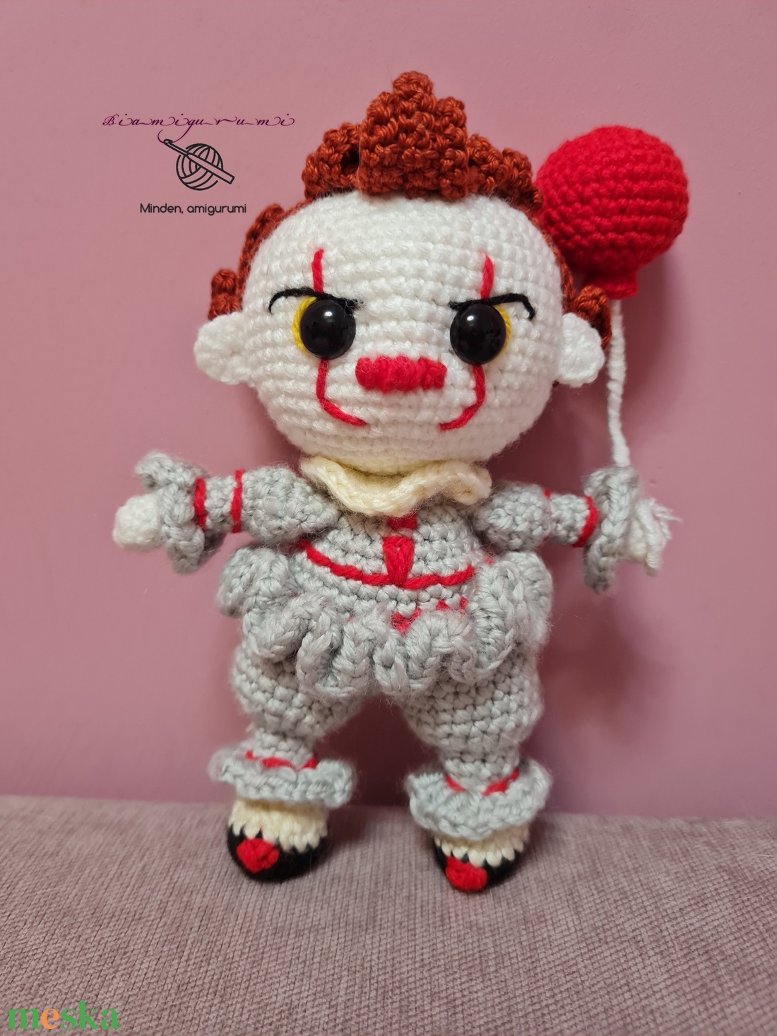 Pennywise lufival - kellékek & szerszámok - dekorációs kellékek - figurák - Meska.hu Pennywise lufival - kellékek & szerszámok - dekorációs kellékek - figurák - Meska.hu