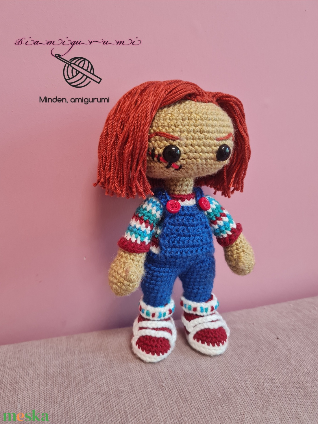 Horgolt Chucky baba figura - otthon & életmód - dekoráció - halloween - halloweeni figurák - Meska.hu