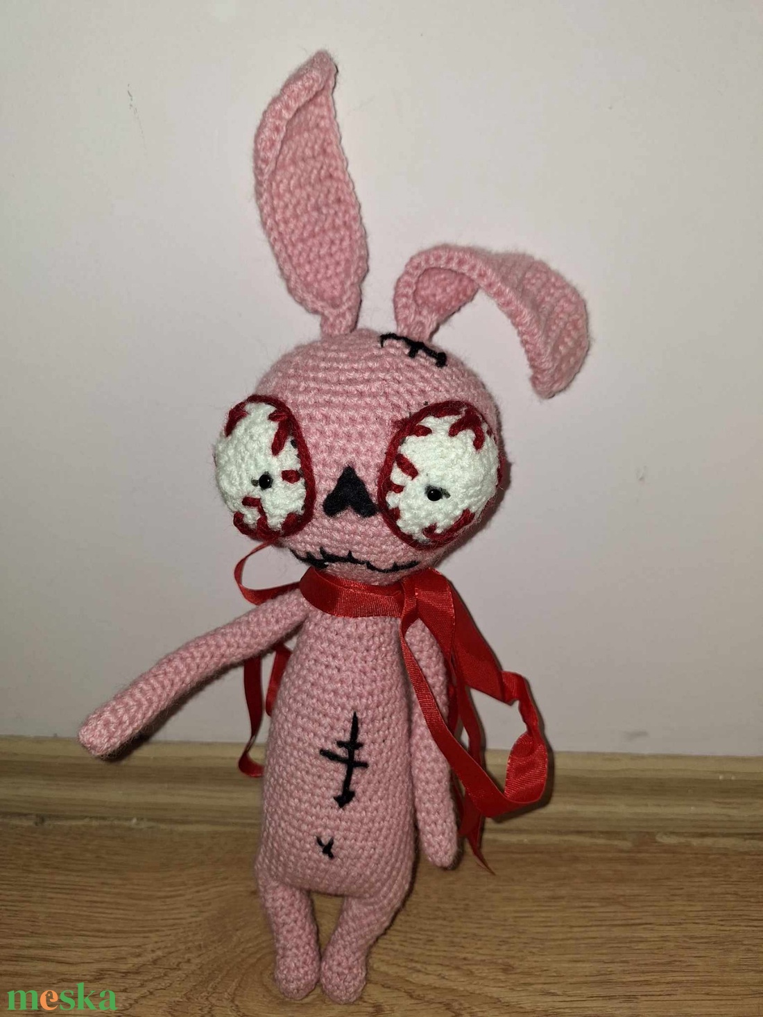 Vérnyuszi - otthon & életmód - dekoráció - halloween - halloweeni figurák - Meska.hu Vérnyuszi - otthon & életmód - dekoráció - halloween - halloweeni figurák - Meska.hu